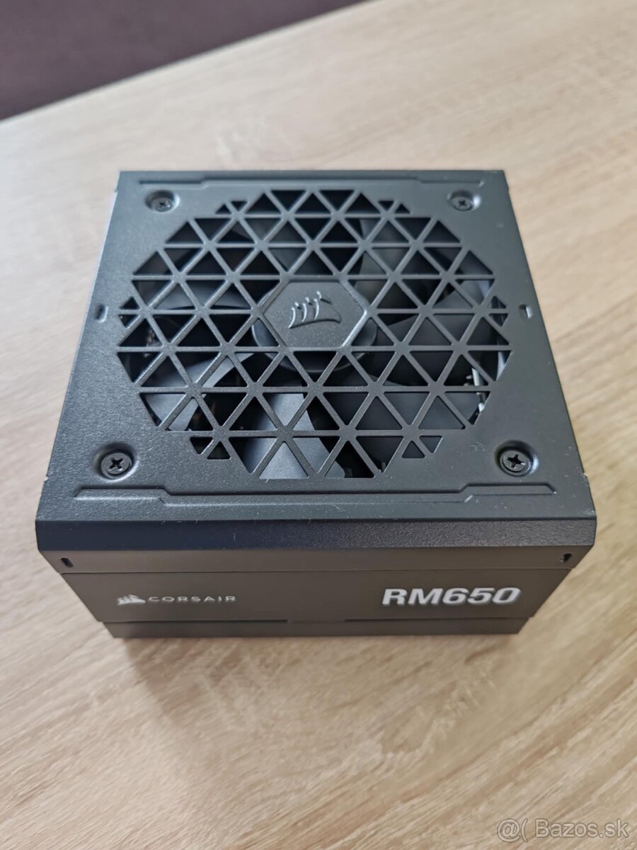 Corsair RM650