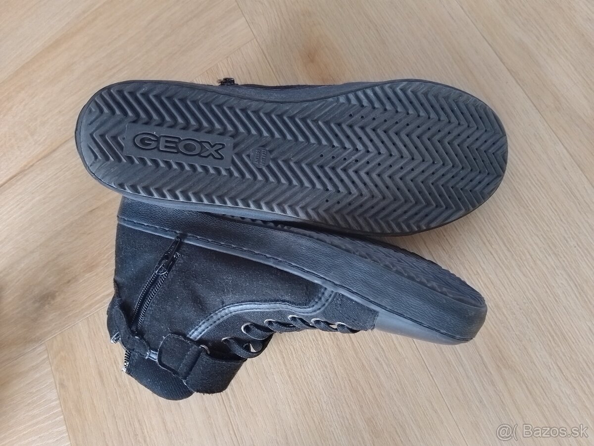 Predám plátenky GEOX