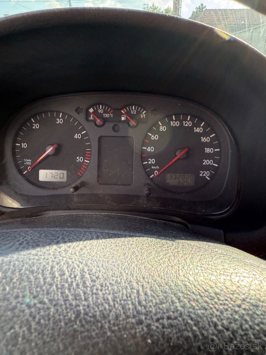 Predám golf 4 1.9 TDi 66 kW rok výroby 2002