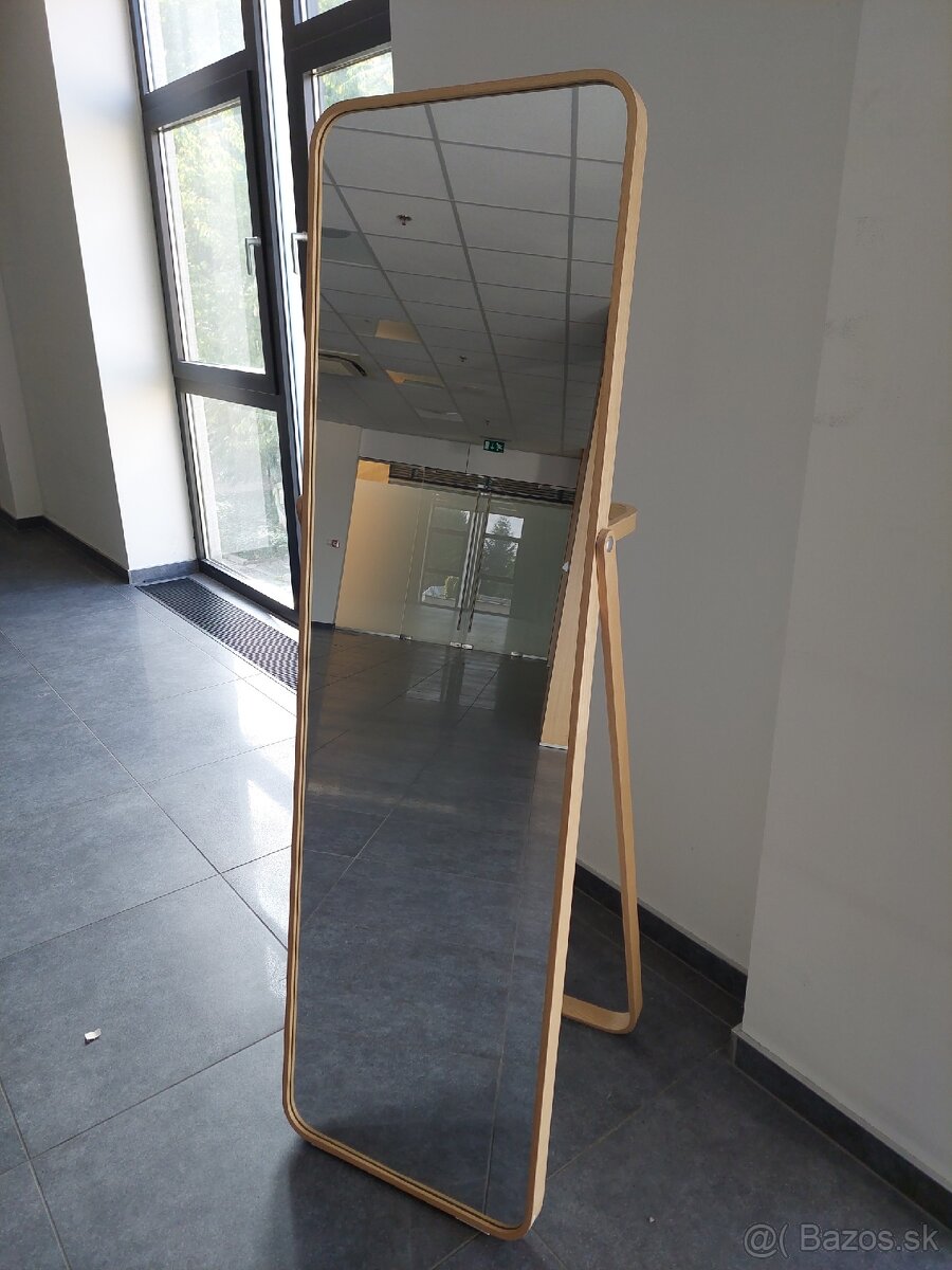 Stojace zrkadlo 52x167 (IKORNNES)