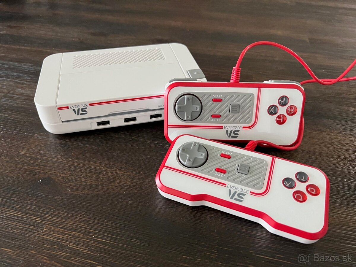 Predám arkádovú hernú konzolu EVERCADE VS s 2 ovládačmi