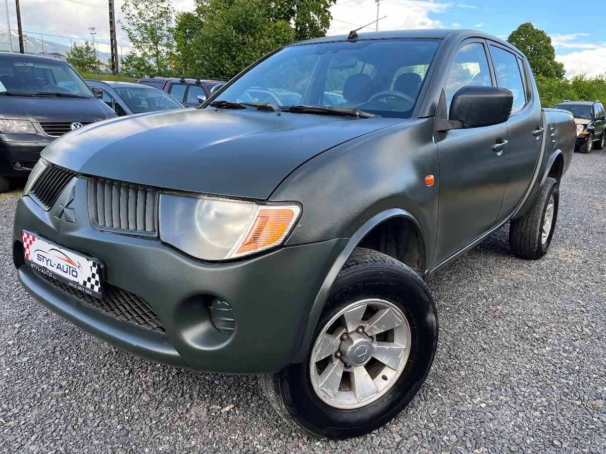 Mitsubishi L 200 L200 2.5 DI-D Double Cab Intense
