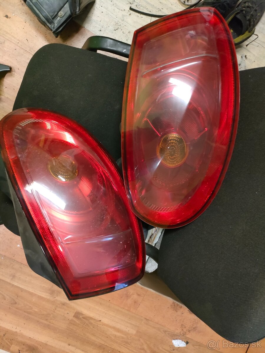 Zadne svetla fiat bravo 2