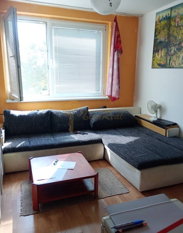 garzónka, Vilova ul., Petržalka časť Dvory