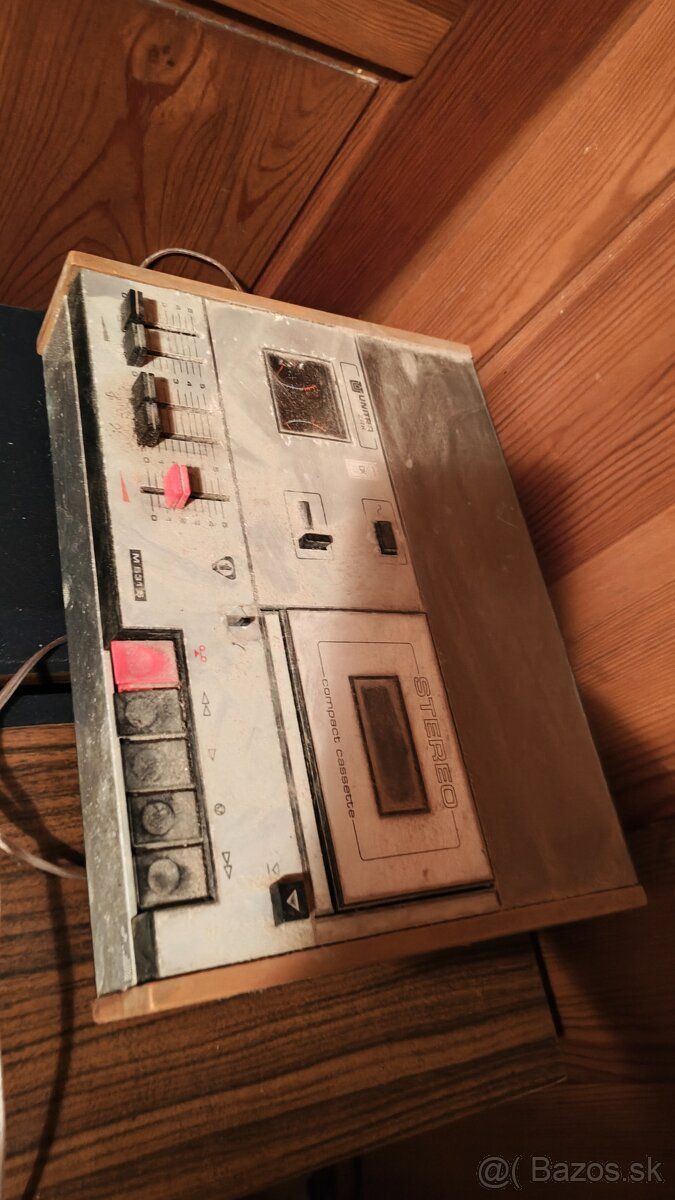 Elektronika zo starej drevenice