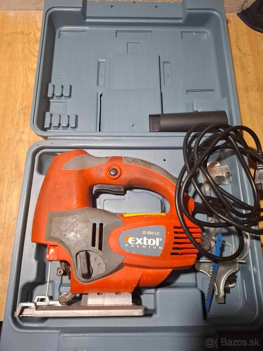 Priamočiara píla extol js800ld