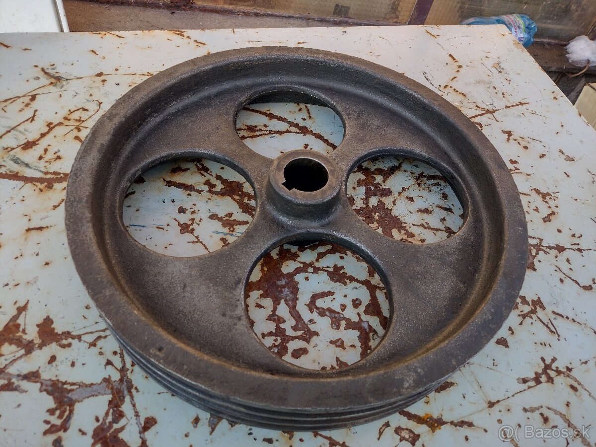 Remenica 370/38 3x13