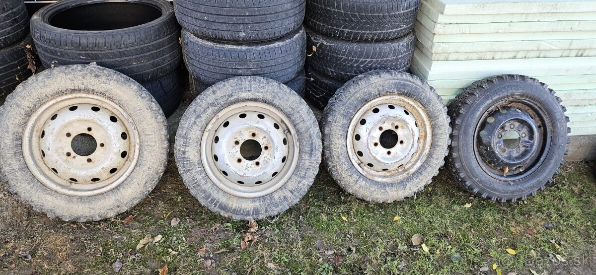 Predám kolesa na Lada niva 4x
