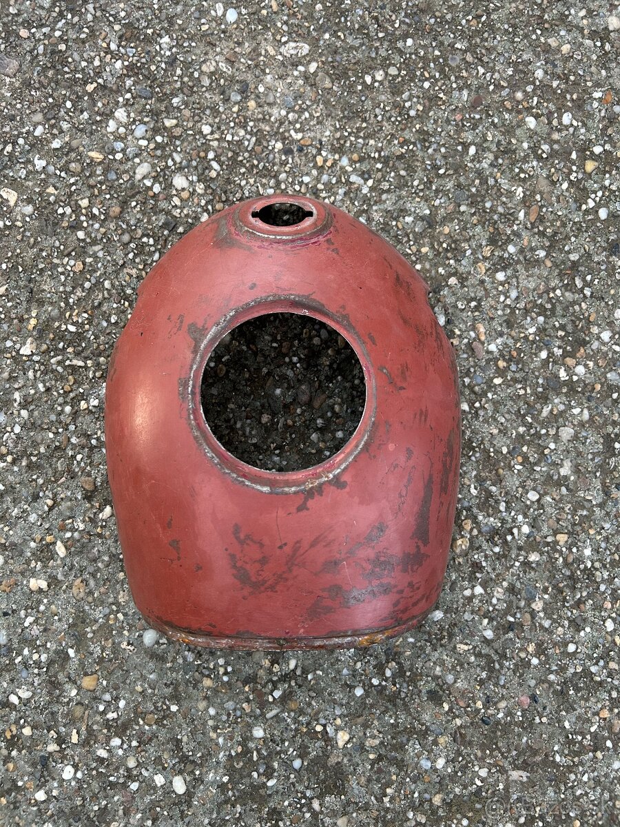 Jawa horná maska