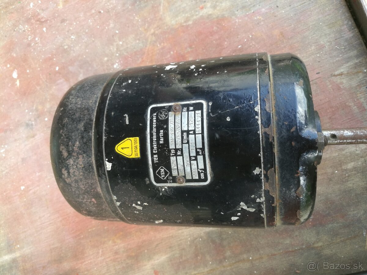 Elektromotor VEB jednofázový 220V.