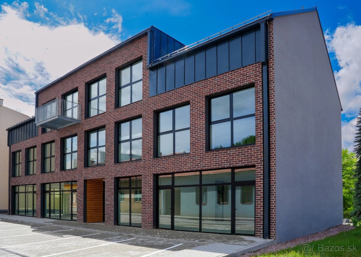Kancelársky priestor 33 m2 v novostavbe CENTRUM mesta