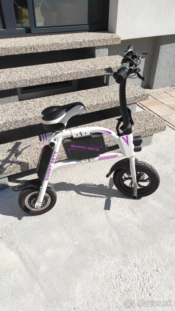 Malý elektrobicykel