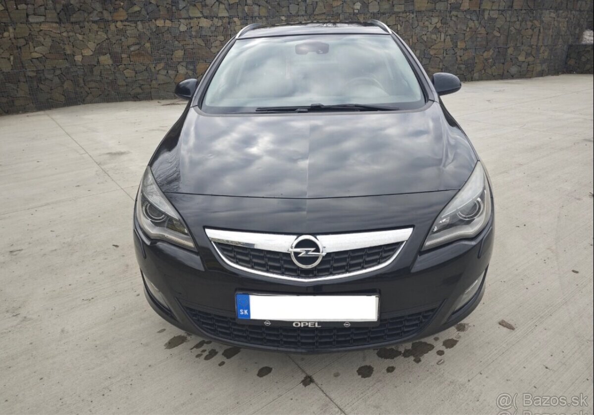 Opel astra J ST 1.7. CDTI, kombi