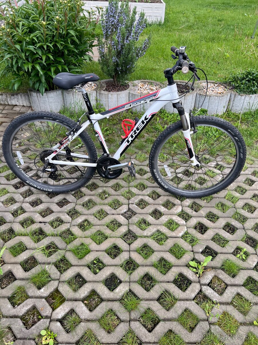 Horský bicykel Trek 3 Series 3700