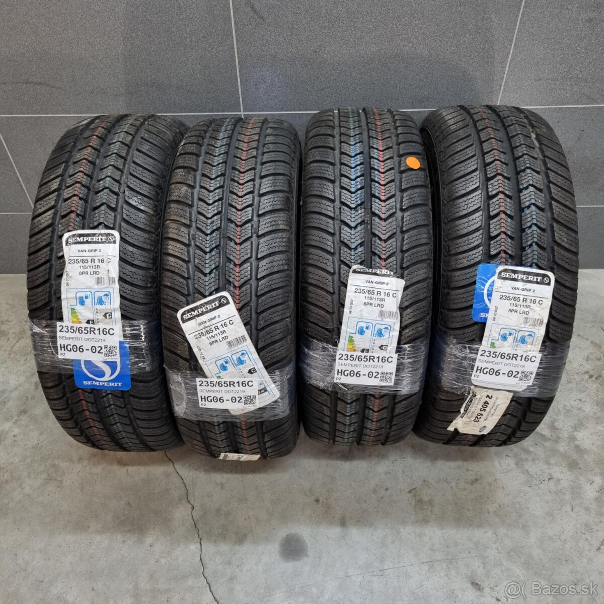 Dodávkové zimné pneu 235/65 R16C SEMPERIT DOT2219