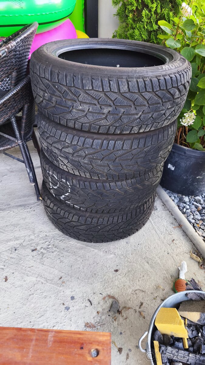 Zimné pneumatiky Kormoran Snow 205/55 R17 95 V XL