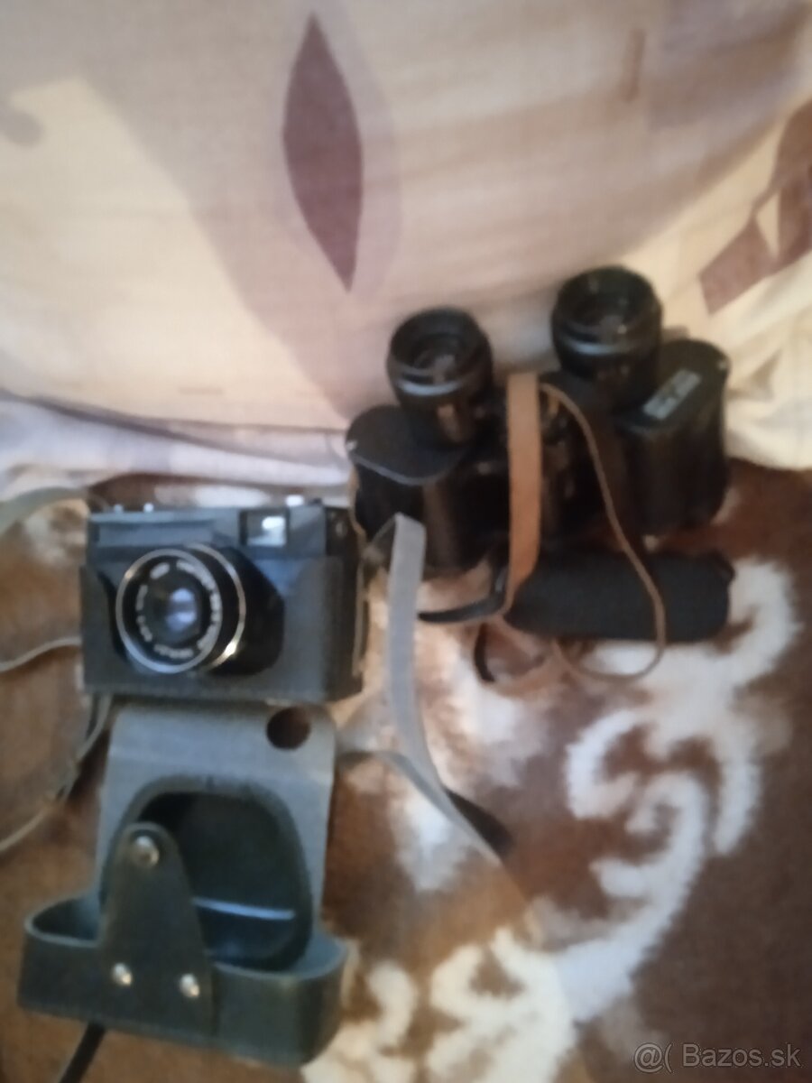 Predám fotoaparát a ďalekohľad, retro