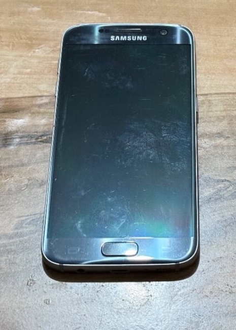 Predám Samsung Galaxy S7 32GB Black Super stave