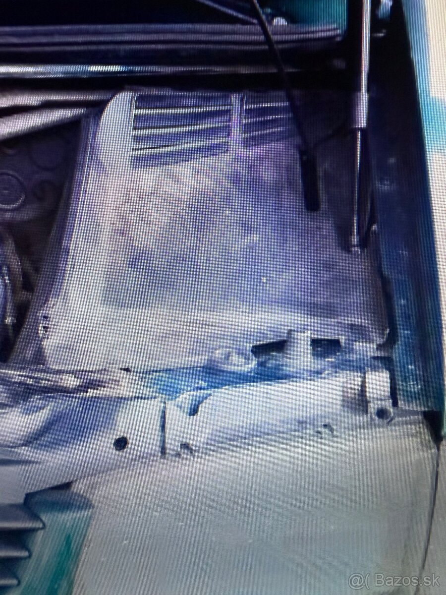 Kúpim kryt batérie VW T4