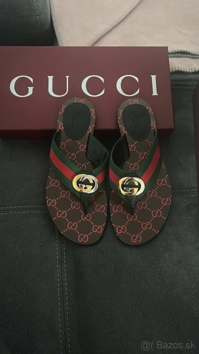 GUCCI