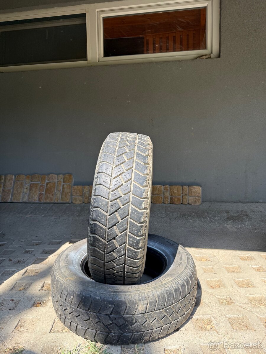 Predám málo použitè pneumatiky Fulda 225/70/15C l/z 2x