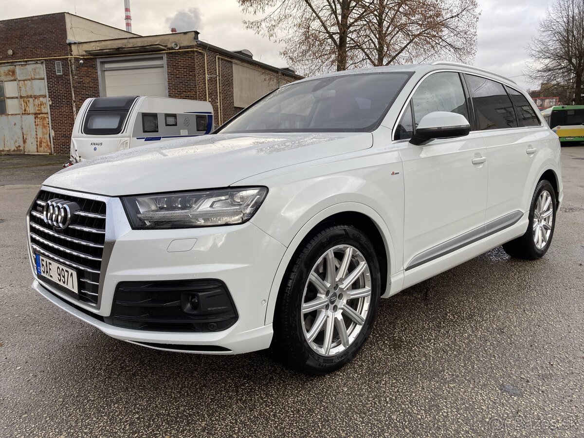 AUDI Q7 3.0 TDi matrix servis AUDI