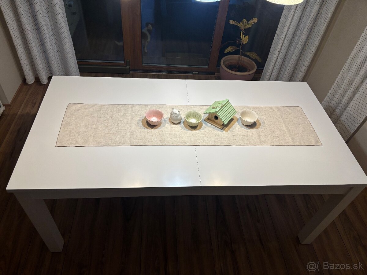 Jedalensky stol rozlozitelny