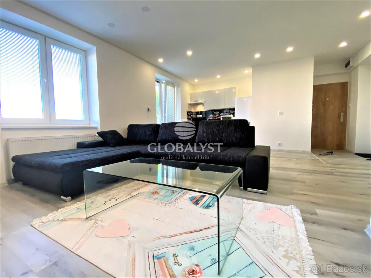 Priestranný, rekonštruovaný 3 izbový byt v centre mesta na T