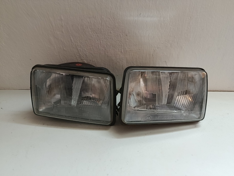 predne svetla skoda 105 443311767102 80€