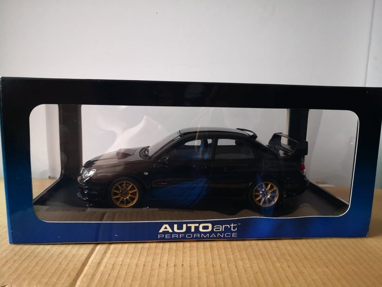 1:18 Autoart, mix 4