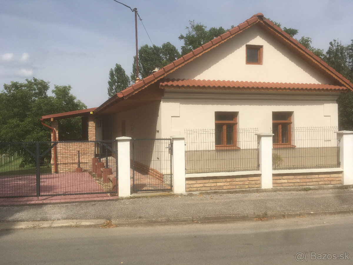 Chalúpka v blízkosti kúpeľov Číž