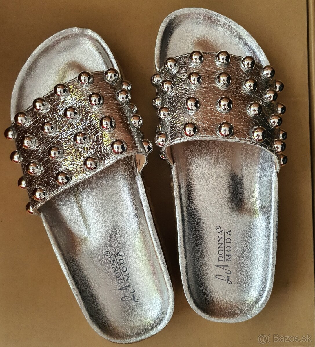 Strieborné šľapky