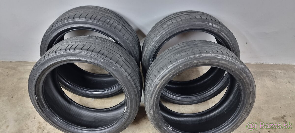 Predám 4xletné pneumatiky Bridgestone 235/40r19