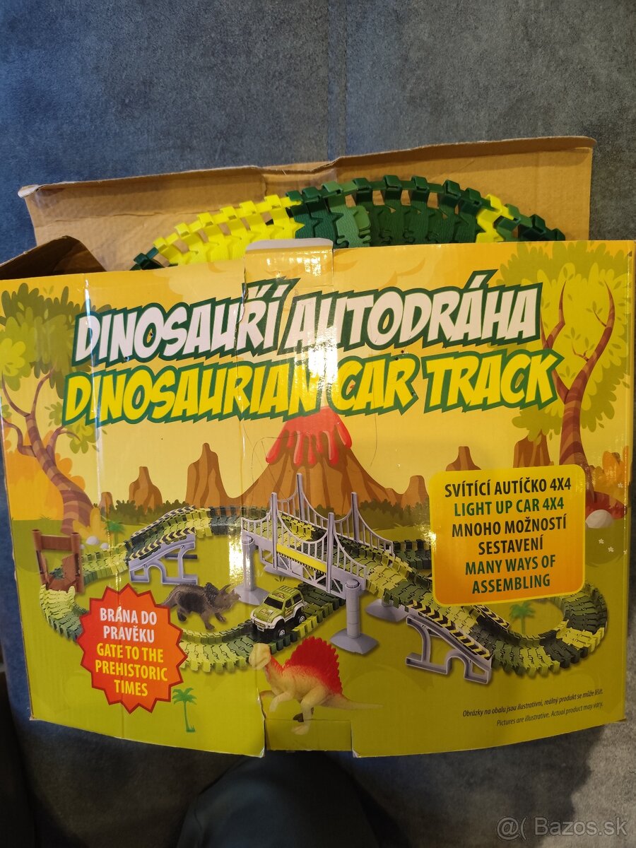 Dinosauria dráha a dinosaury