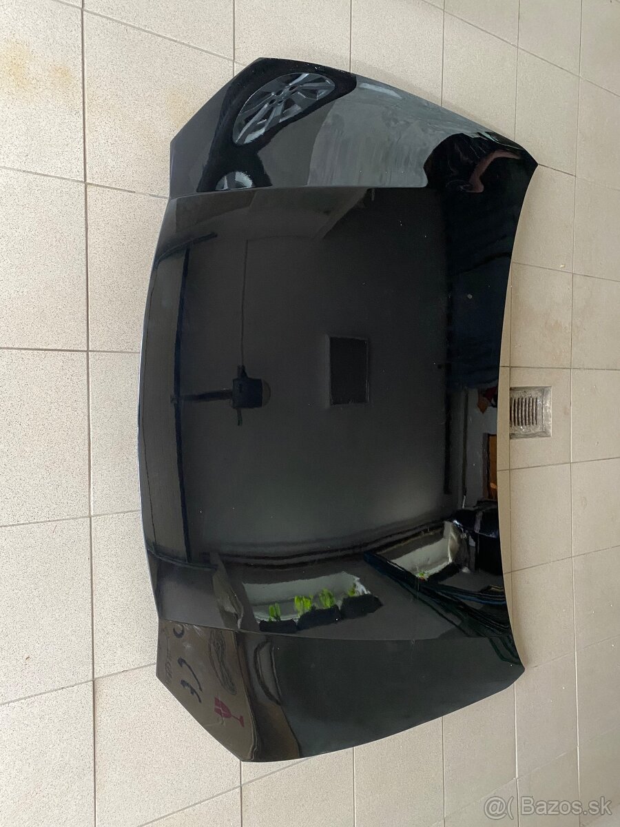Mitsubishi outlander 2010- Kapota