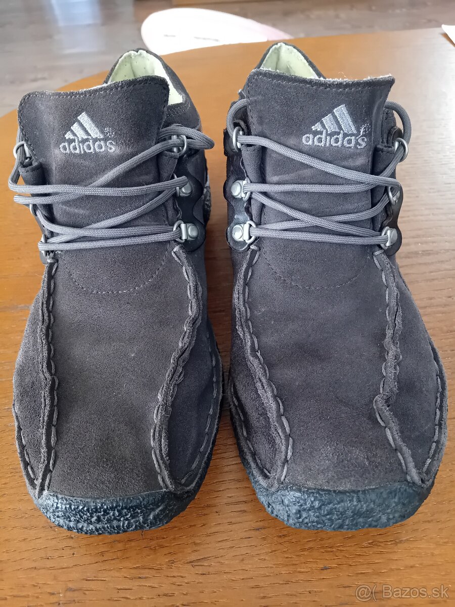 Adidas č.40