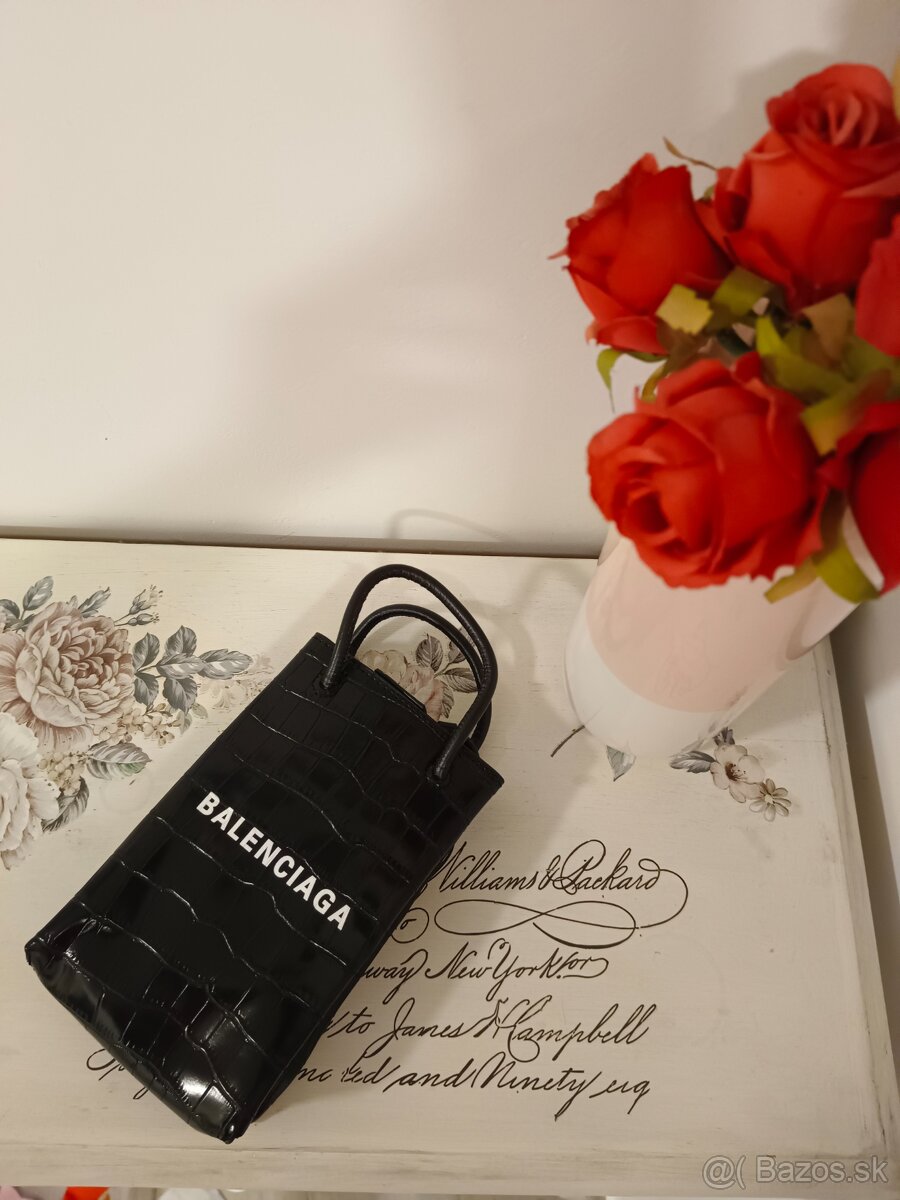 balenciaga kabelka