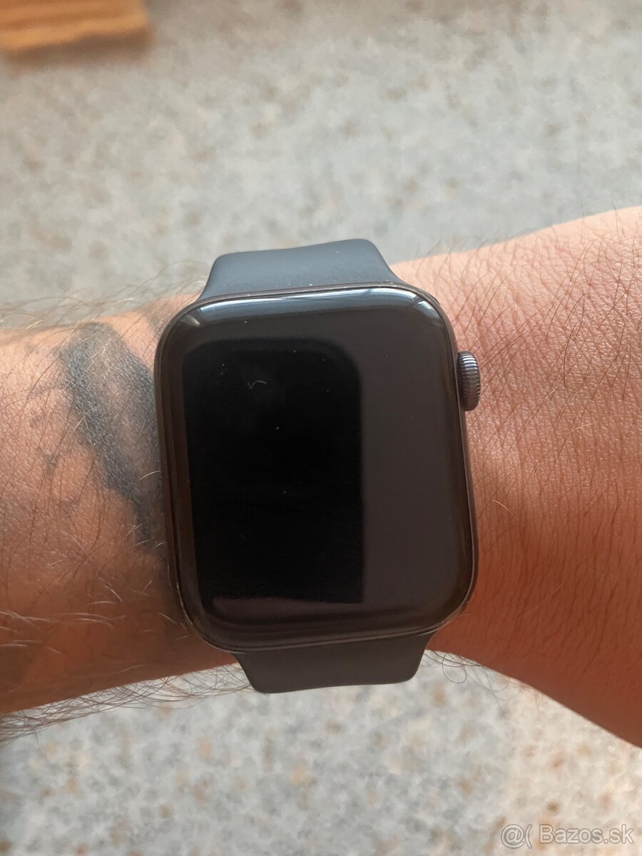 Apple Watch SE