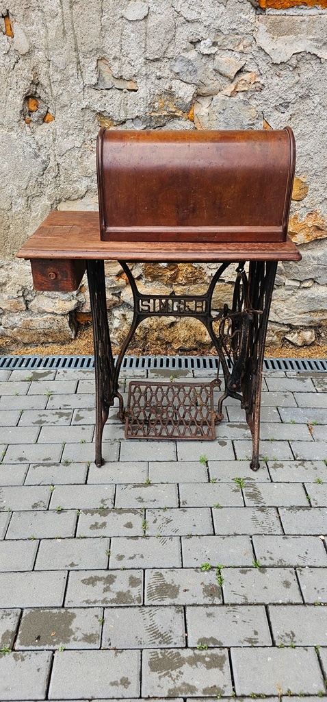 šijaci stroj Singer