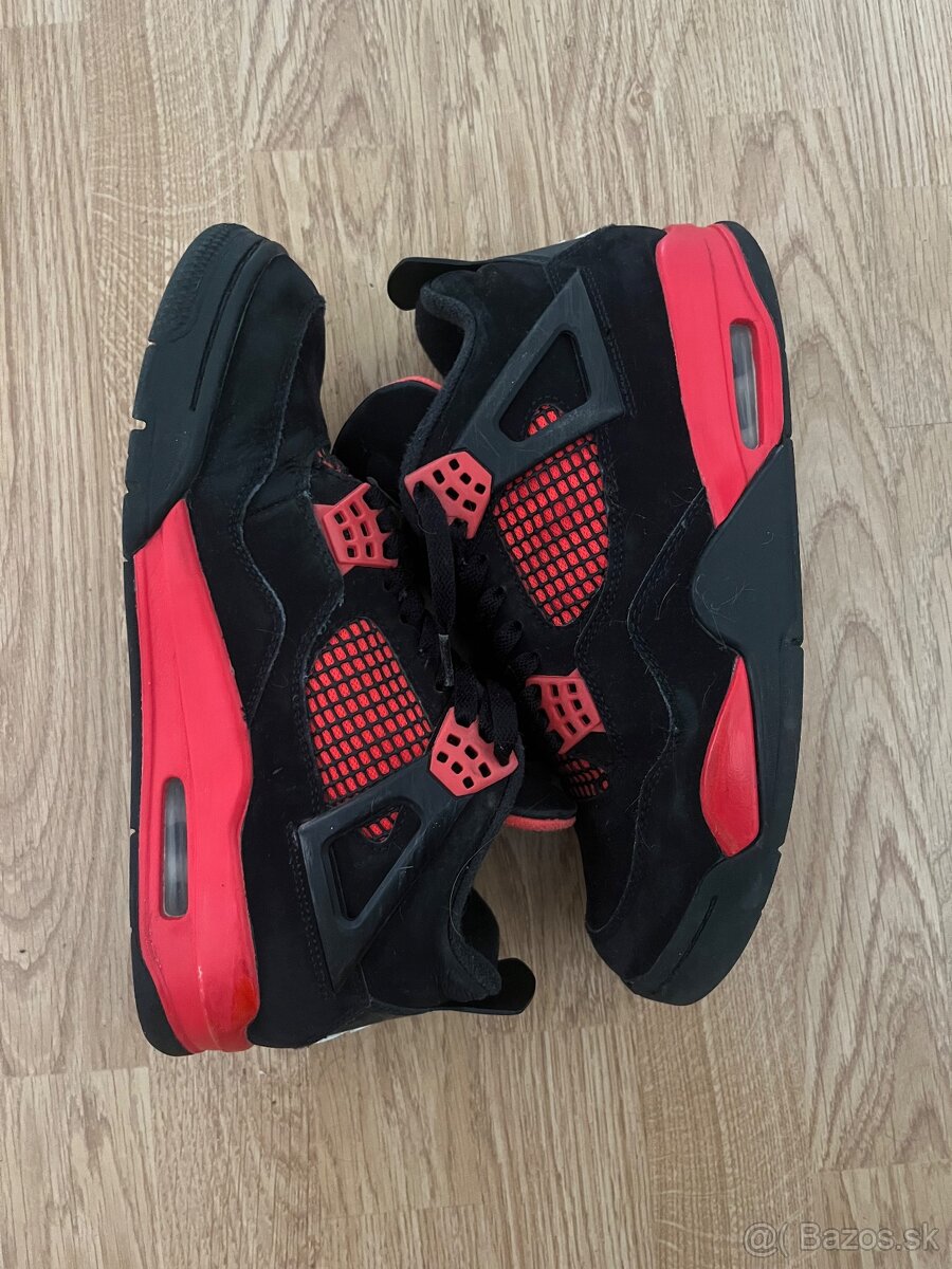 Jordan 4 Red Thunder