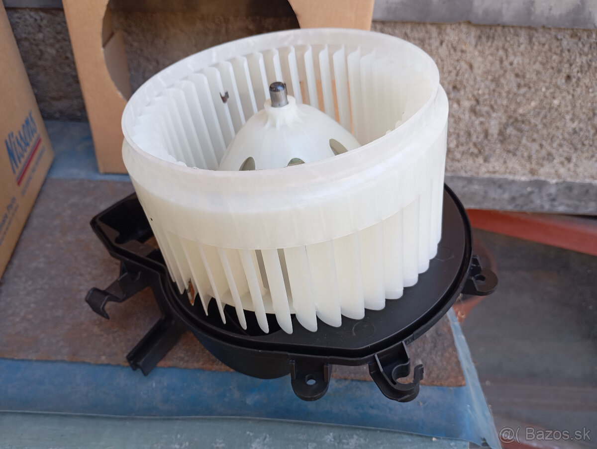 Vnútorný ventilátor.