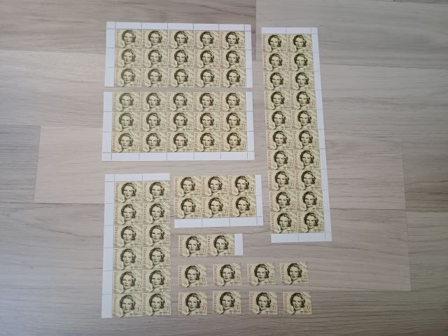 78 ks poštových známok T1 100 g - platné do 31.12.2025