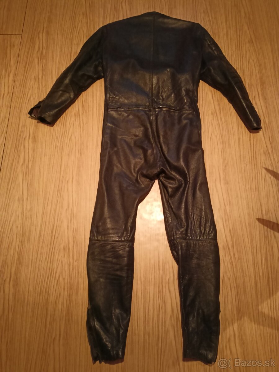 Kožená kombinéza