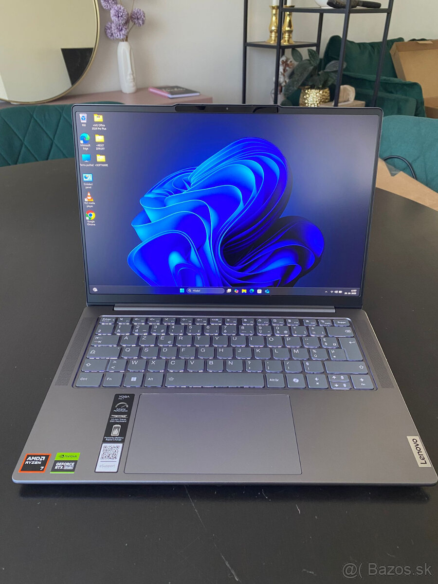 LENOVO Yoga Pro 7 | Ryzen AI 9 365 | 32GB | 1TB | OLED 2.8K