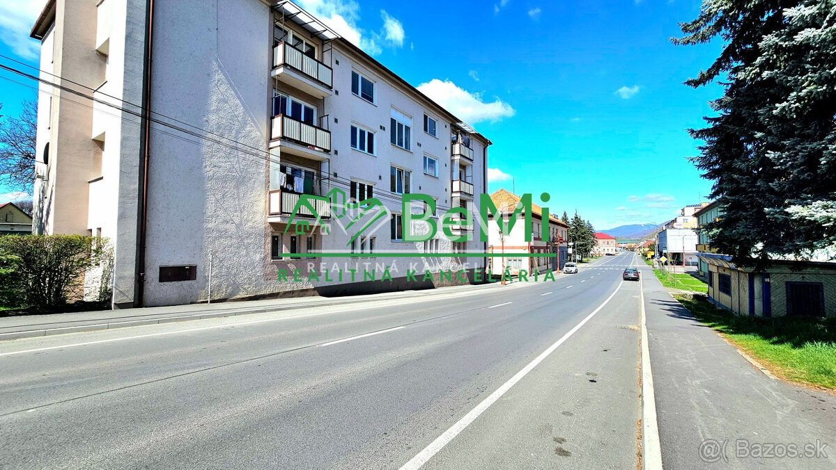 3-IZB.BYT S BALKÓNOM HNÚŠŤA-NA PREDAJ