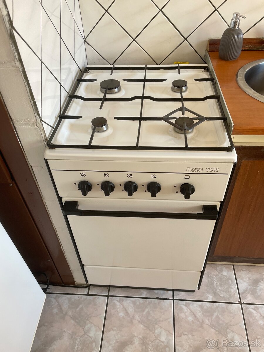 Plynový sporák Mora