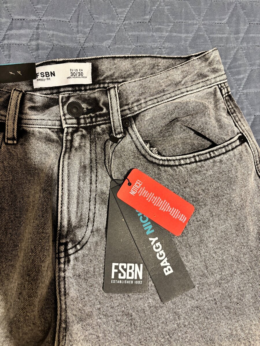 chlapcenske rifle baggy fit