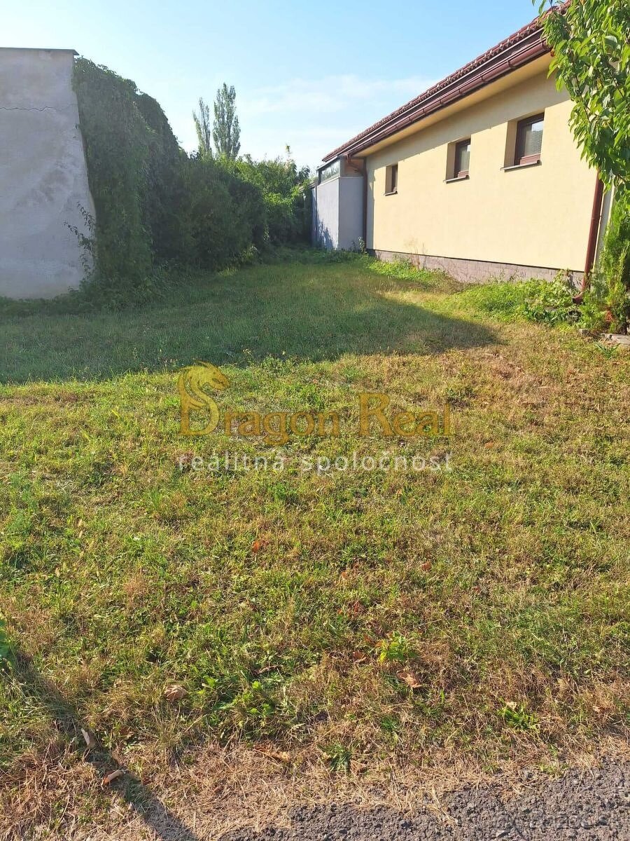 PREDAJ – Pozemok s rozlohou 481m2 – SOBRANCE