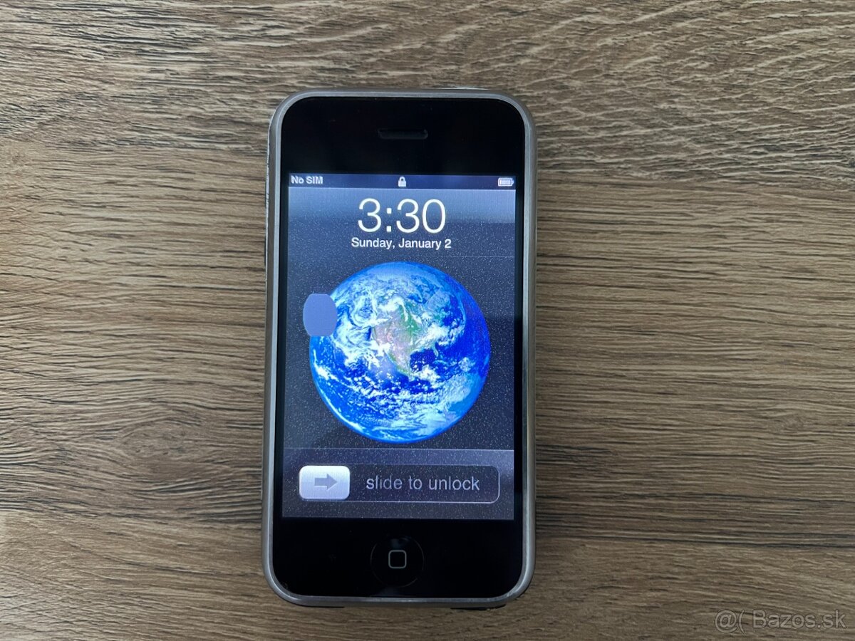 Apple iPhone 2G (4GB verzia) - prvá generácia