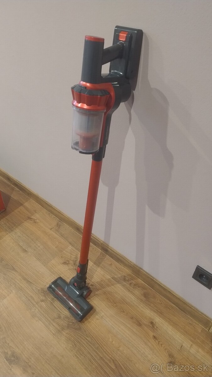 Silvercrest tyčový vysávač